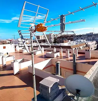 Instalación de una antenas comunitaria