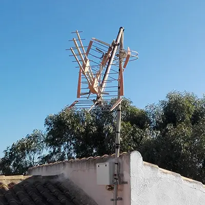 Antena rota en Torrevieja